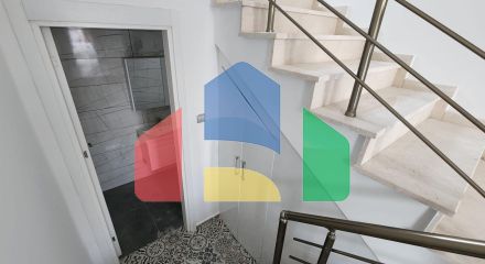 Современная вилла 3+1 (170 м2) рядом с морем  в Алсанджаке