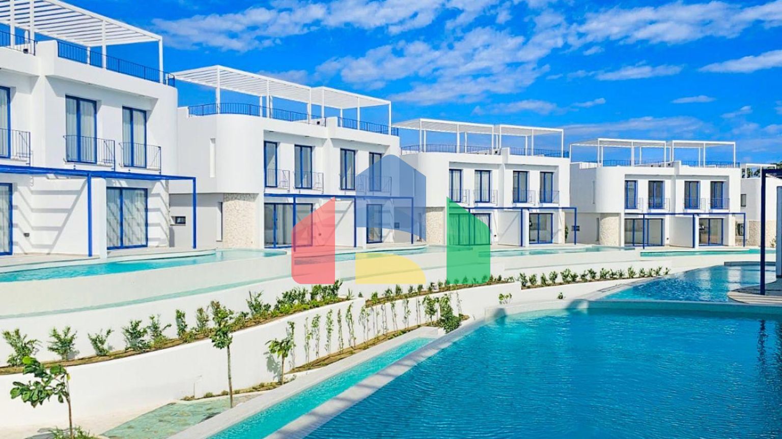 3-комнатные апартаменты 71 м2 с террасой 50 м2 Penthouse в новом комплексе в Лапте