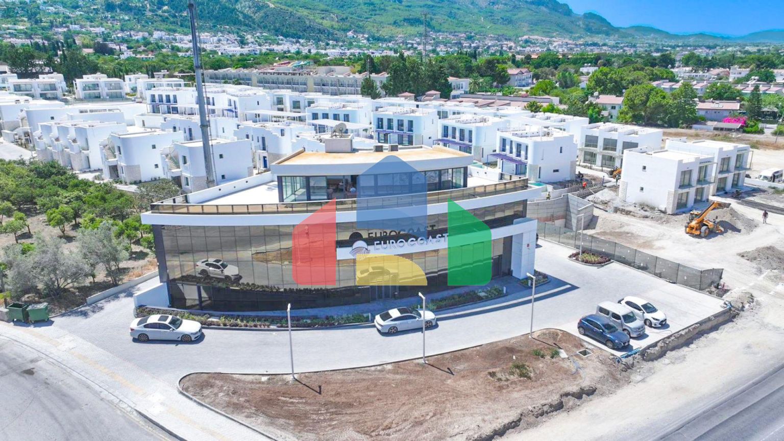 3-комнатные апартаменты 71 м2 с террасой 50 м2 Penthouse в новом комплексе в Лапте