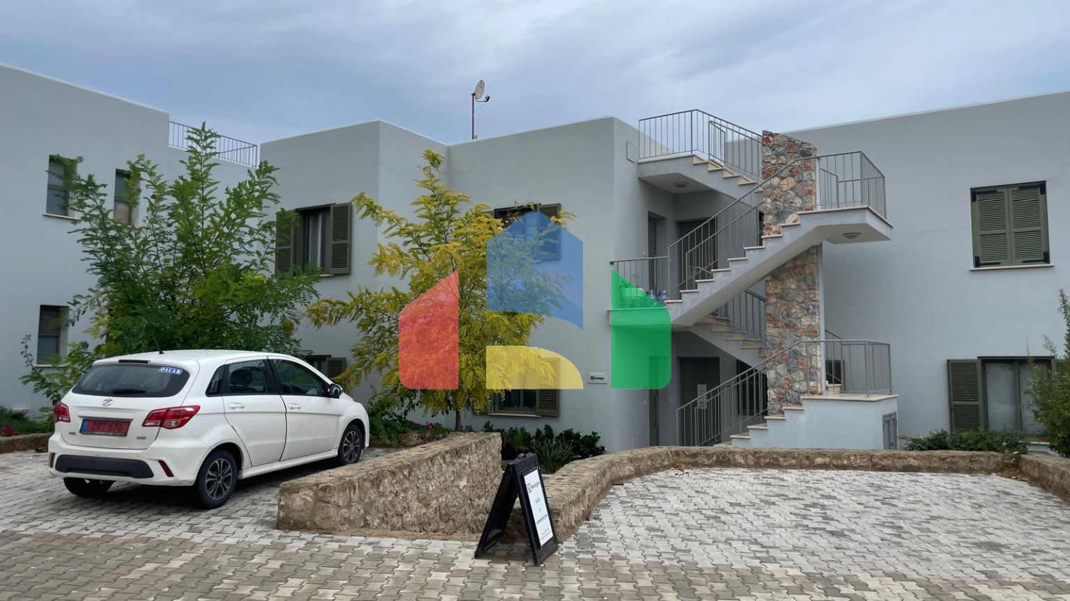 3-комнатные апартаменты 74м2 с мебелью и техникой