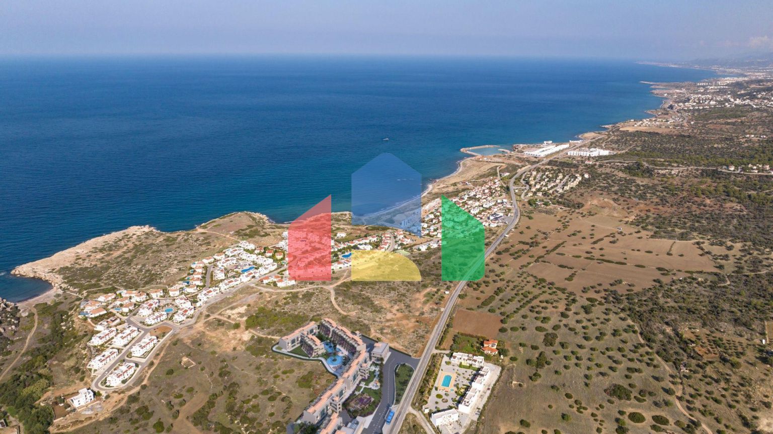 2-комнатные апартаменты 45м2 с террасой 10м2 и собственным садом в новом комплексе рядом с морем