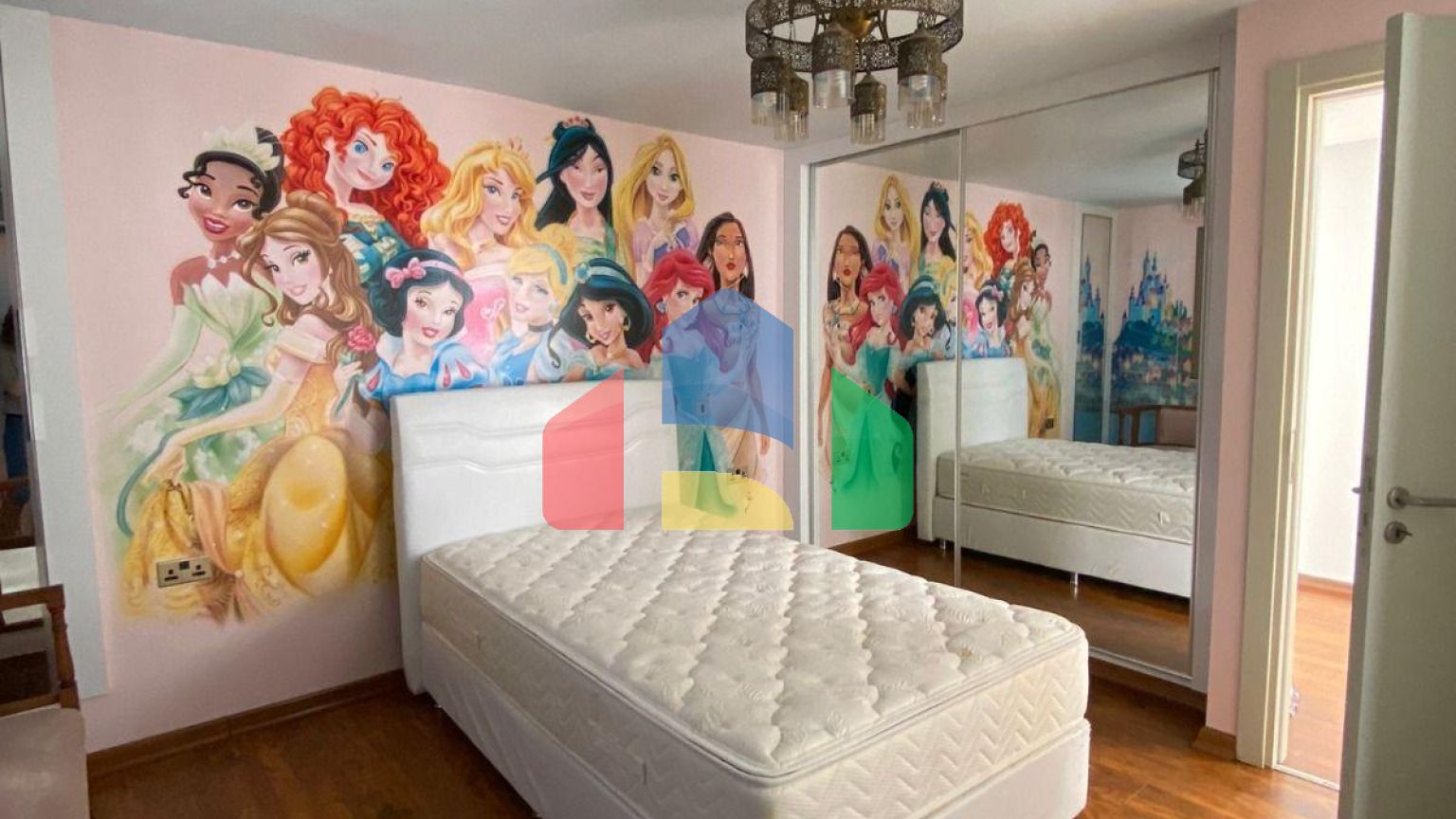 4-комнатные апартаменты loft 457м2 в 10 минутах от моря