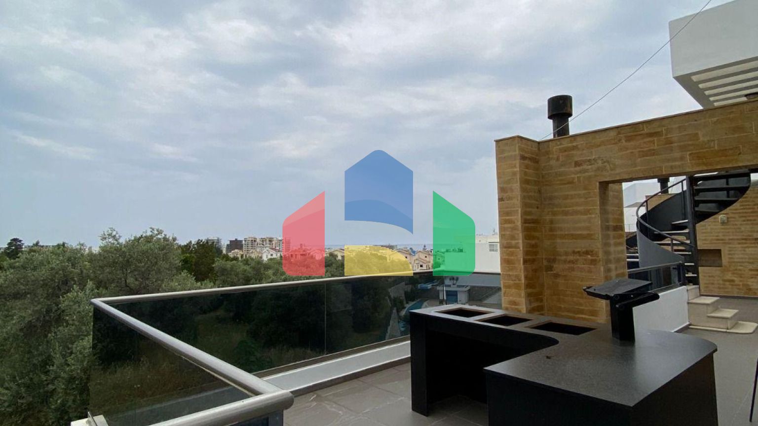 4-комнатные апартаменты loft 457м2 в 10 минутах от моря