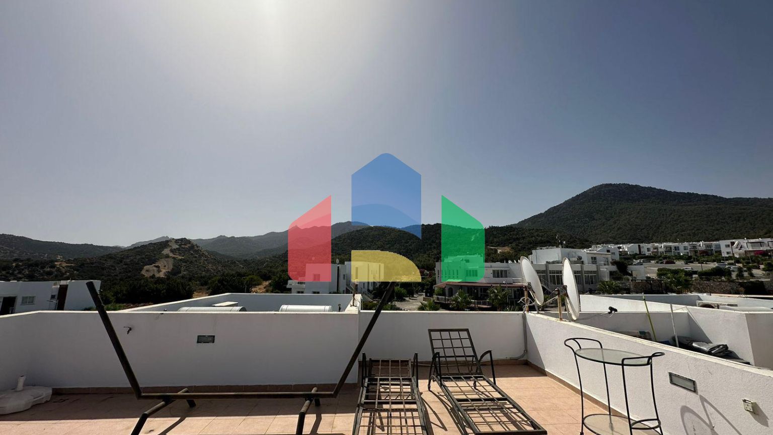 3-комнатные апартаменты 64м2 с террасой на крыше 70м2