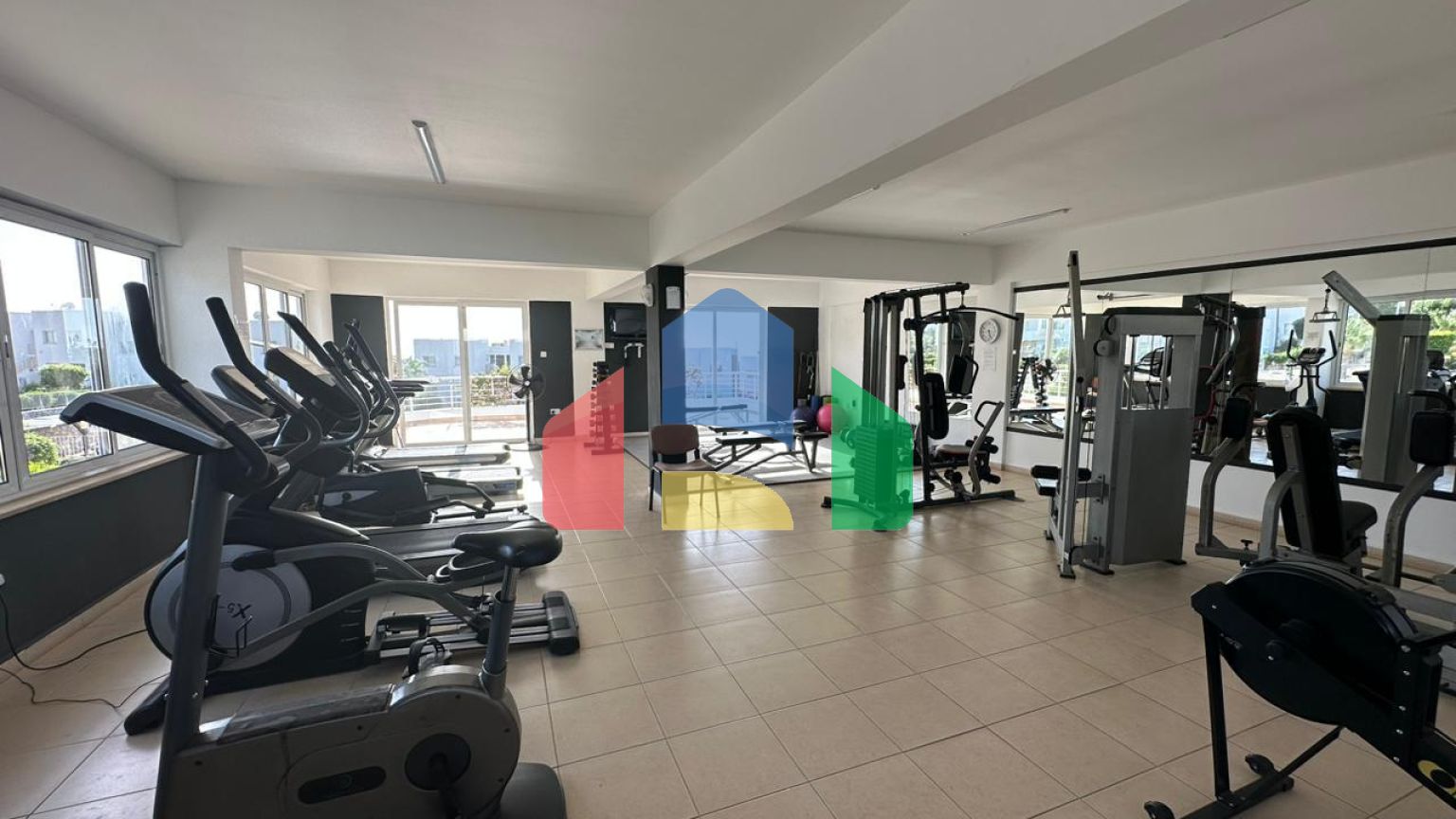 3-комнатные апартаменты 64м2 с террасой на крыше 70м2