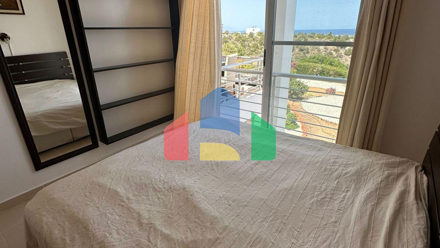 3-комнатные апартаменты 64м2 с террасой на крыше 70м2