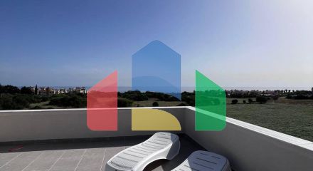 3-комнатная вилла 138 м2 с террасой на крыше