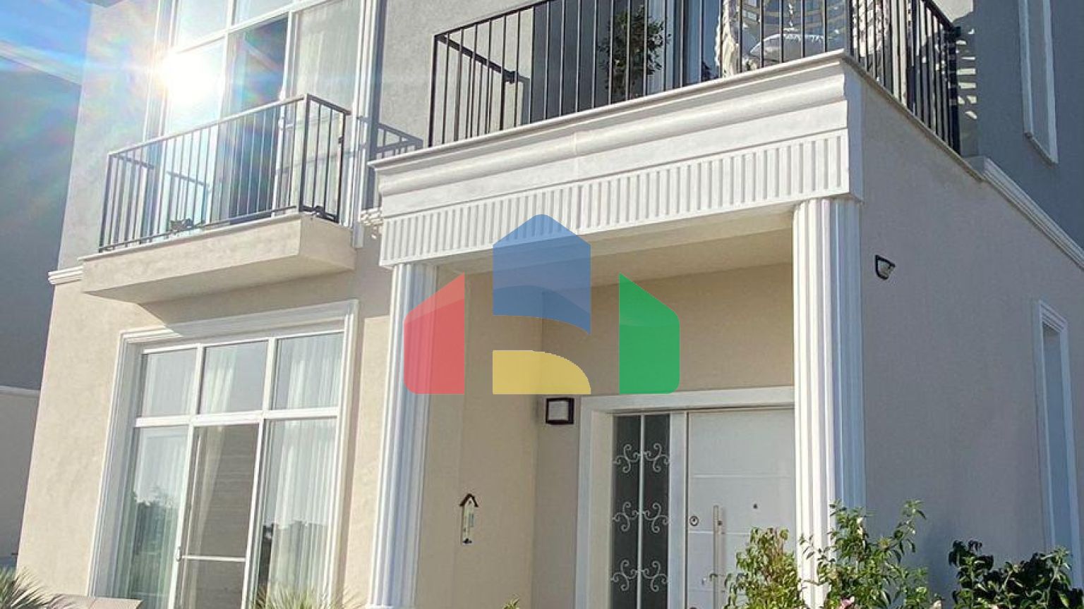 3-комнатная вилла 138 м2 с террасой на крыше