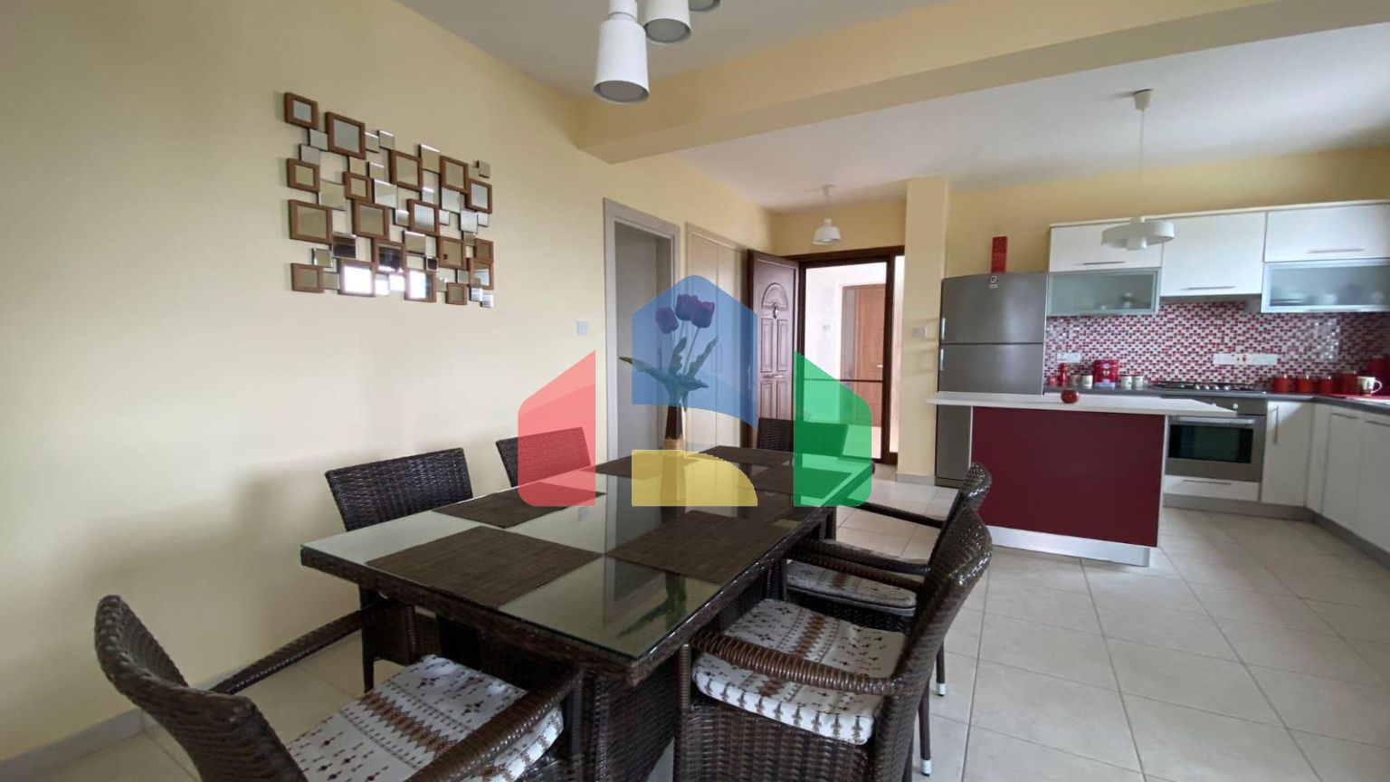 3-комнатные апартаменты с террасой общей площадью 105м2