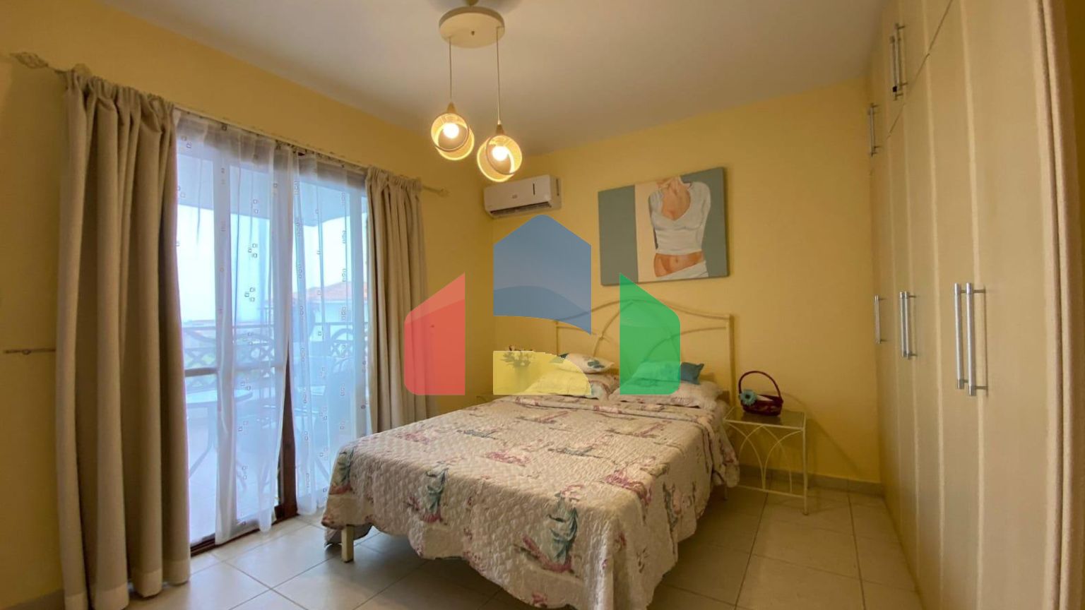 3-комнатные апартаменты с террасой общей площадью 105м2