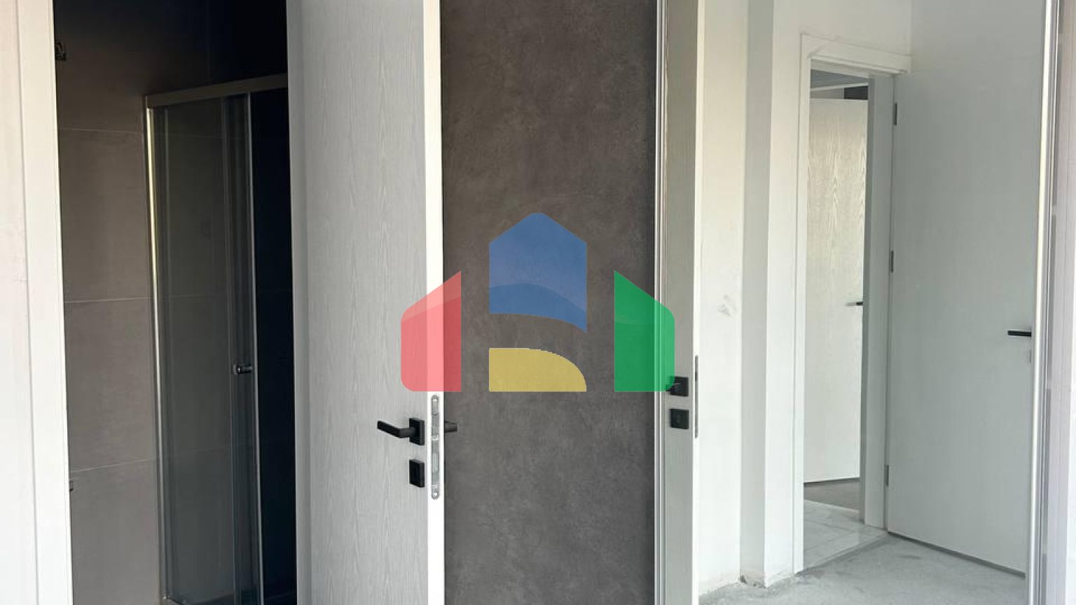 3-комнатный пентхаус 91 м2 с террасой на крыше 39 м2