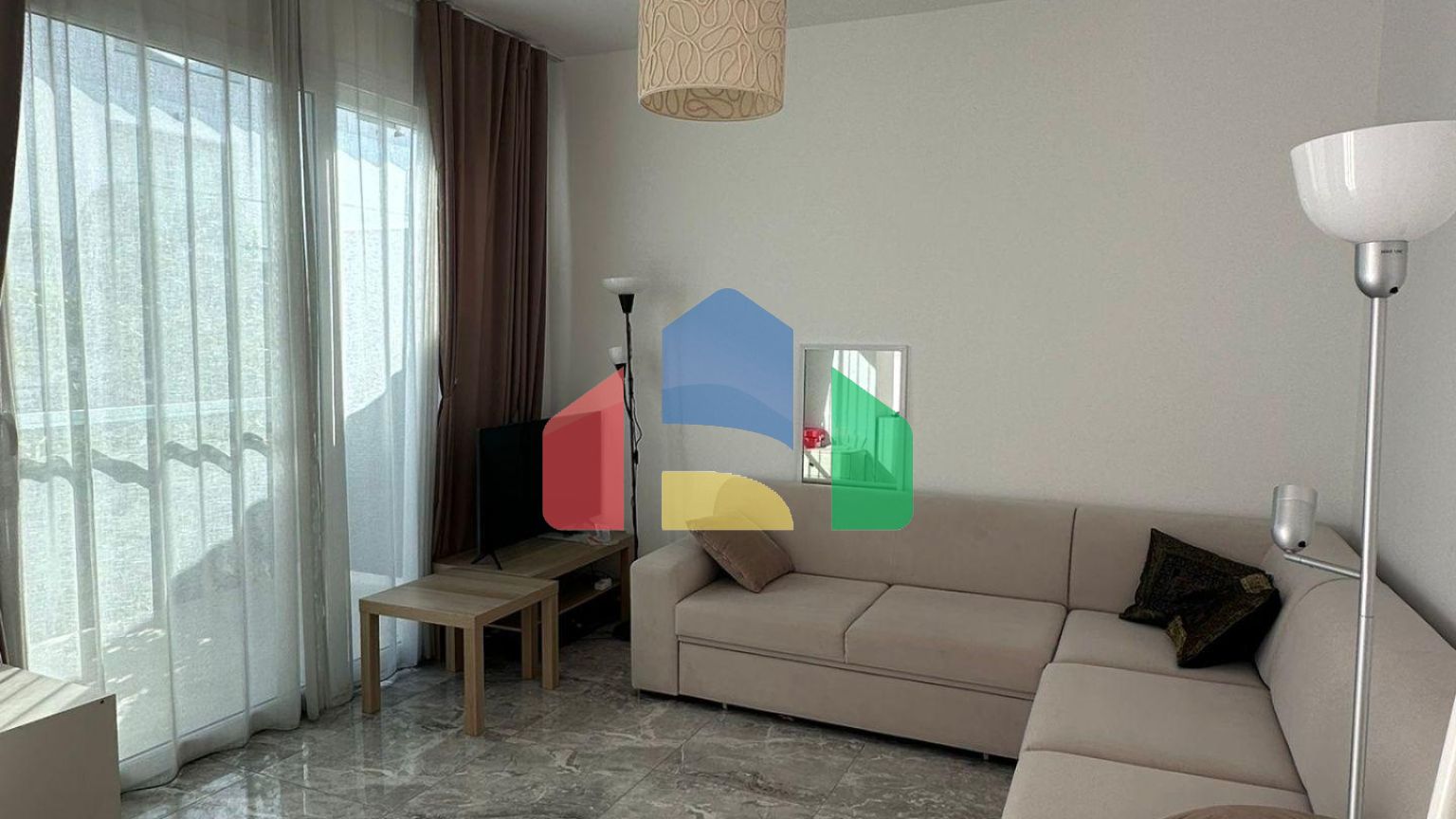 4-комнатный таунхаус 140м2 у пляжа 