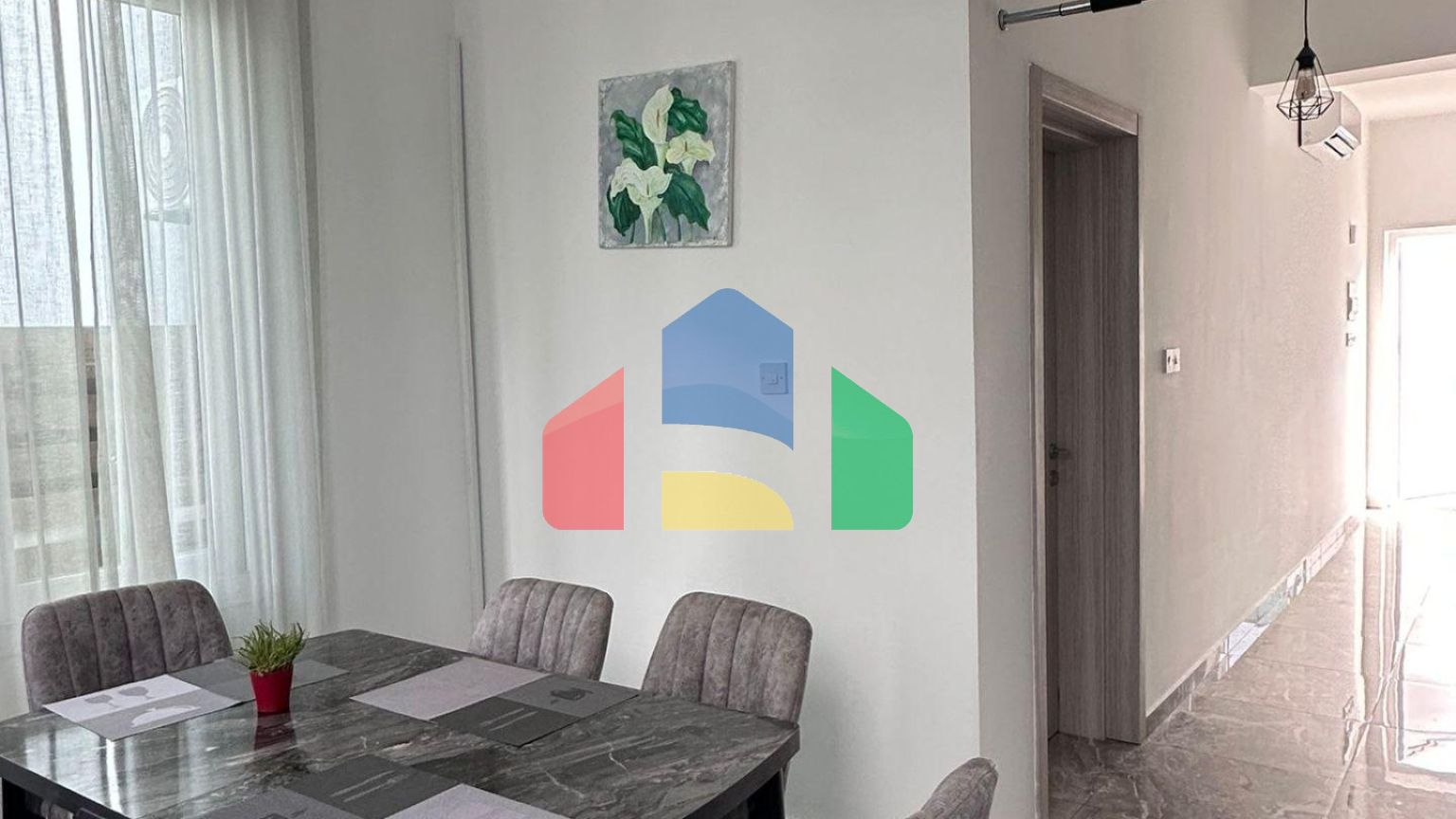 4-комнатный таунхаус 140м2 у пляжа 