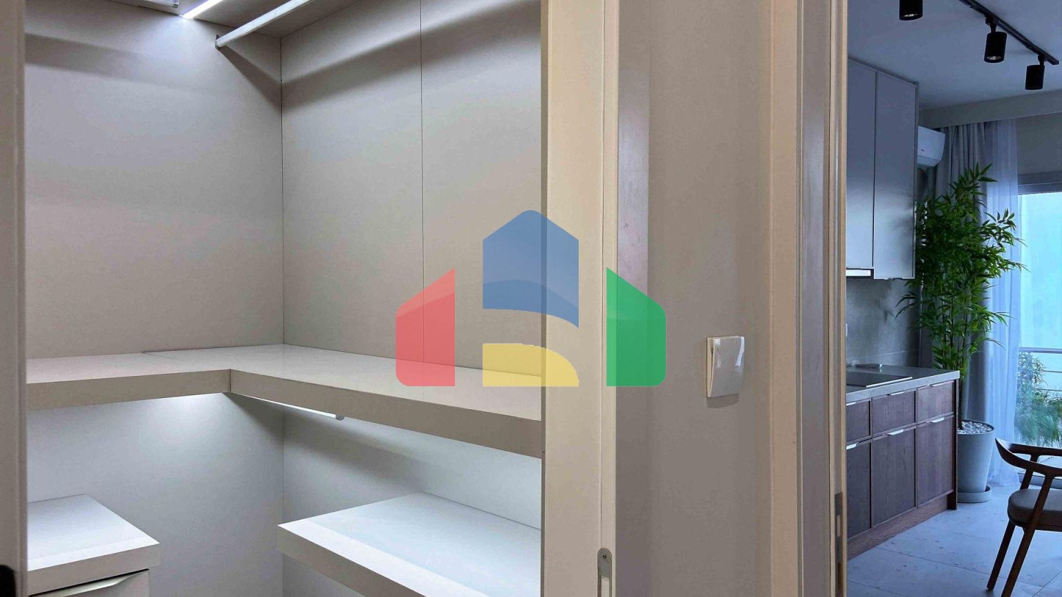 3-комнатный пентхаус 218 м2 на первой береговой линии