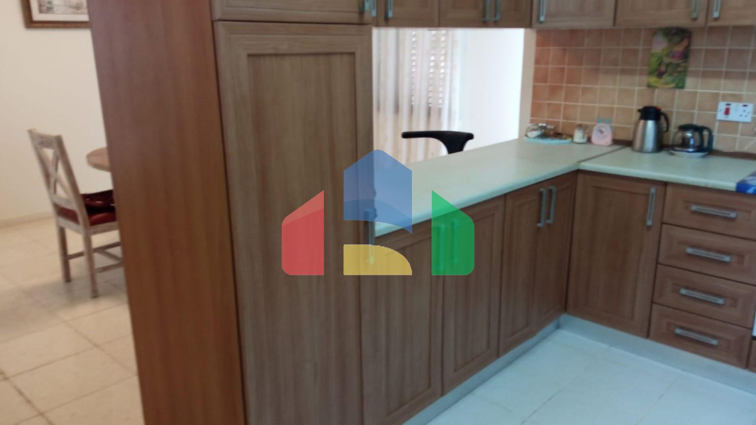 4-комнатная вилла 237 м2 у подножия гор