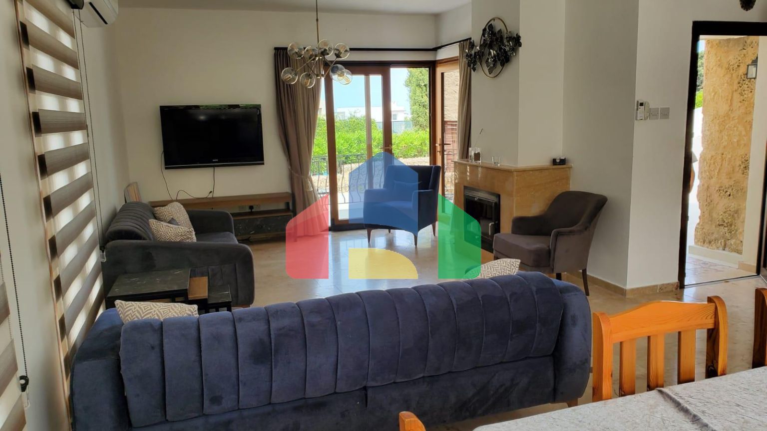 4-комнатная вилла 190м2 с бассейном