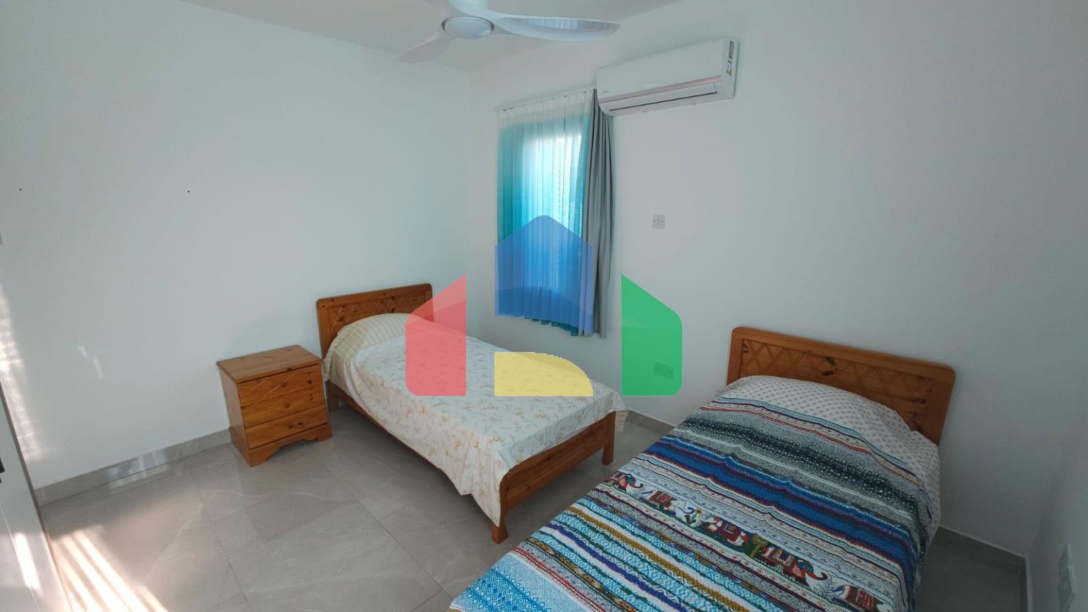 4-комнатная вилла 190м2 с бассейном