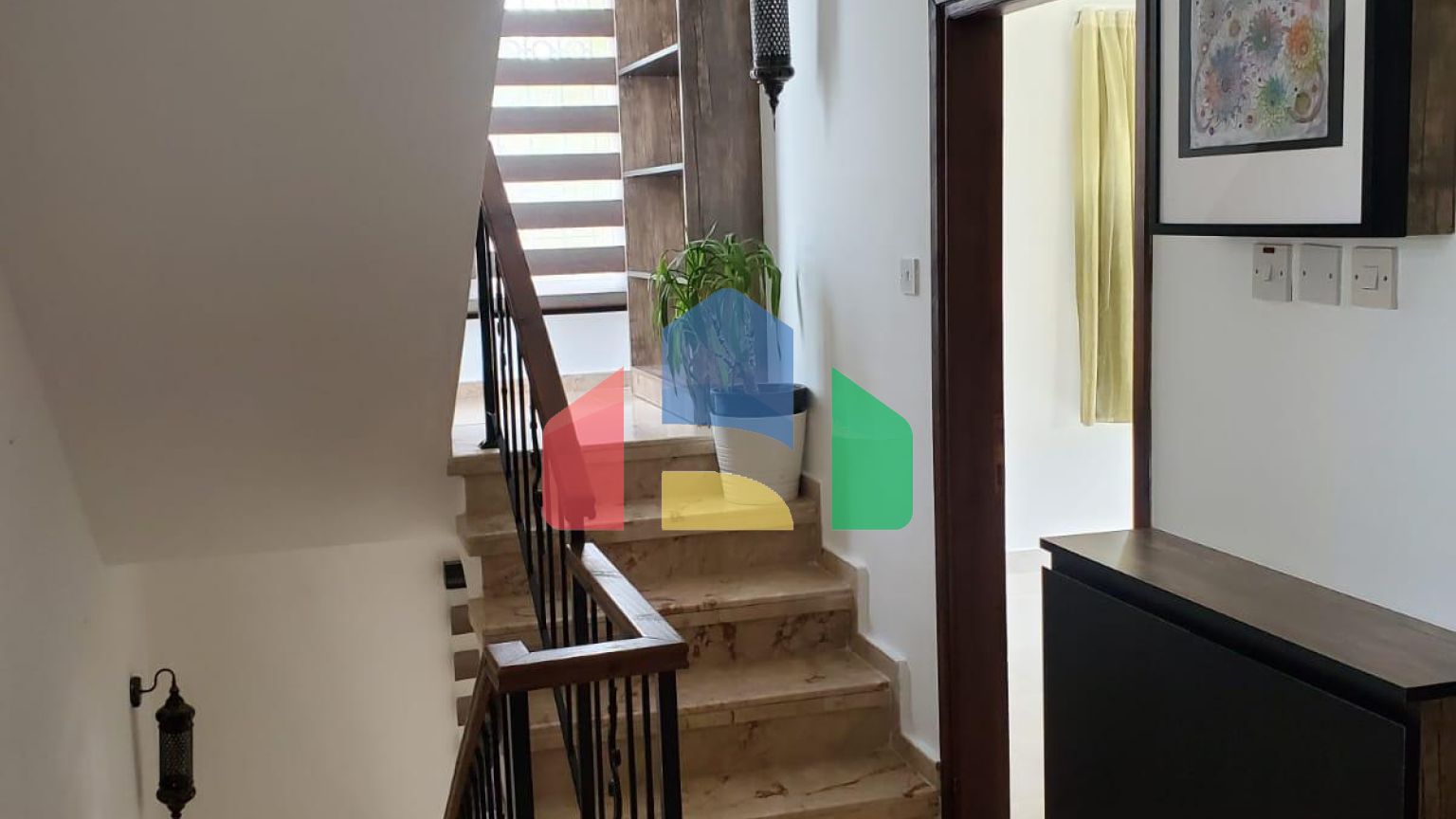 4-комнатная вилла 190м2 с бассейном