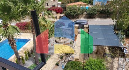 4-комнатная вилла 190м2 с бассейном