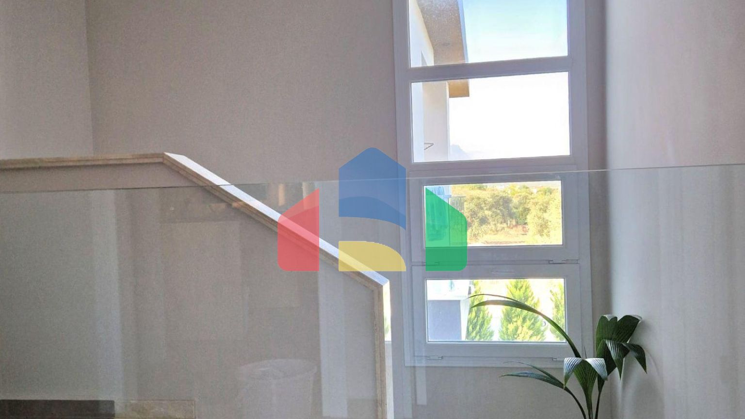 5-комнатнатная вилла 200 м2 с бассейном