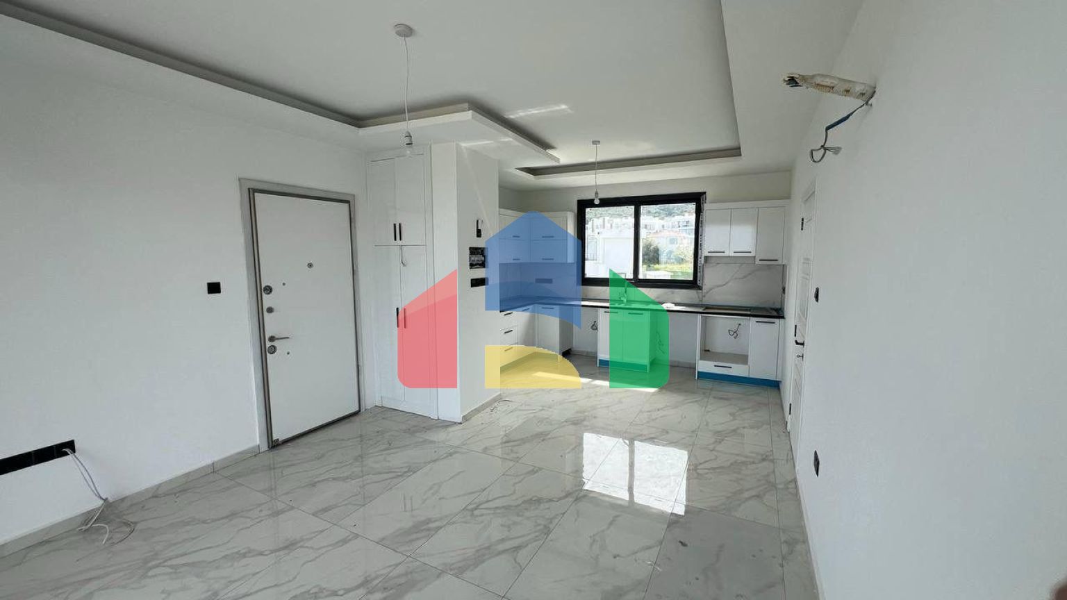 3-комнатные апартаменты 69м2 с террасой в Алсанджаке