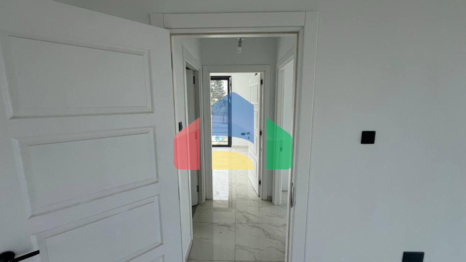 3-комнатные апартаменты 69м2 с террасой в Алсанджаке