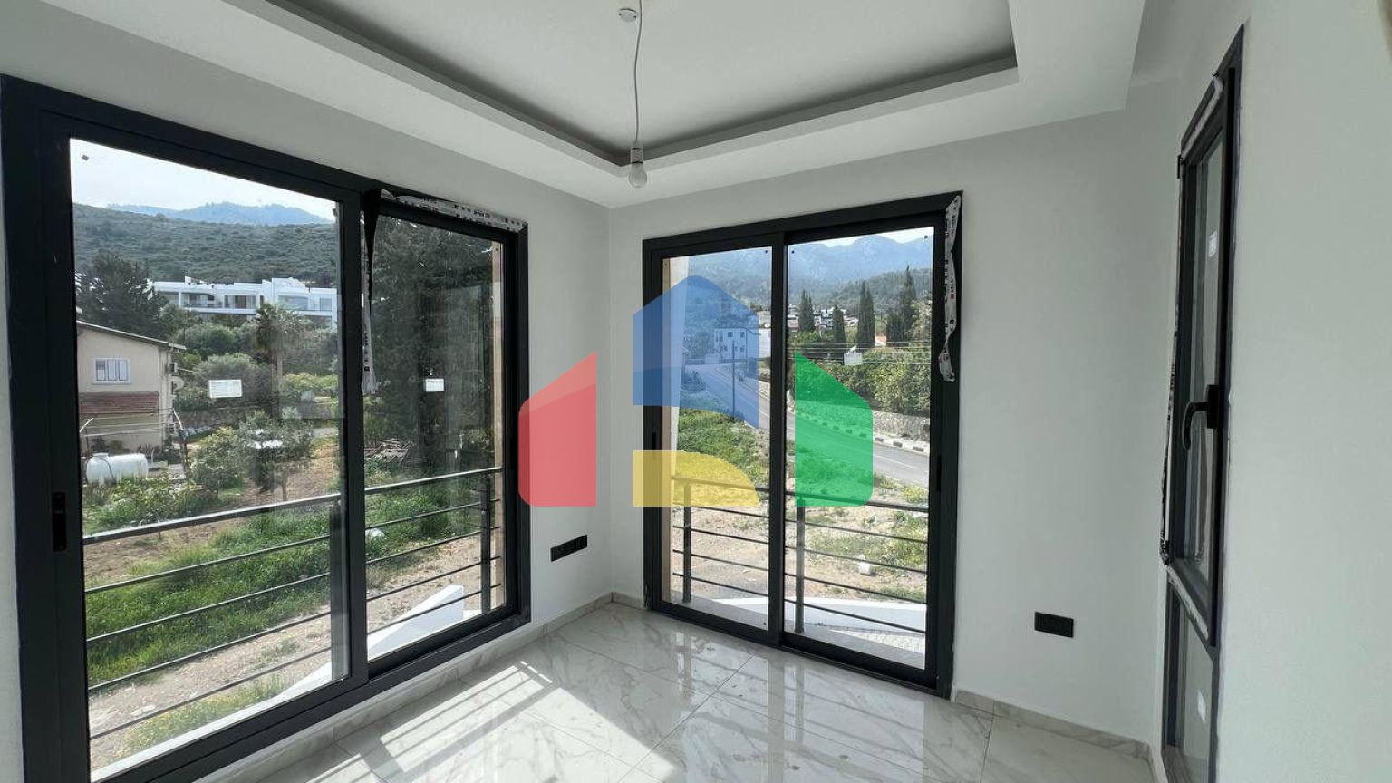 3-комнатные апартаменты 69м2 с террасой в Алсанджаке