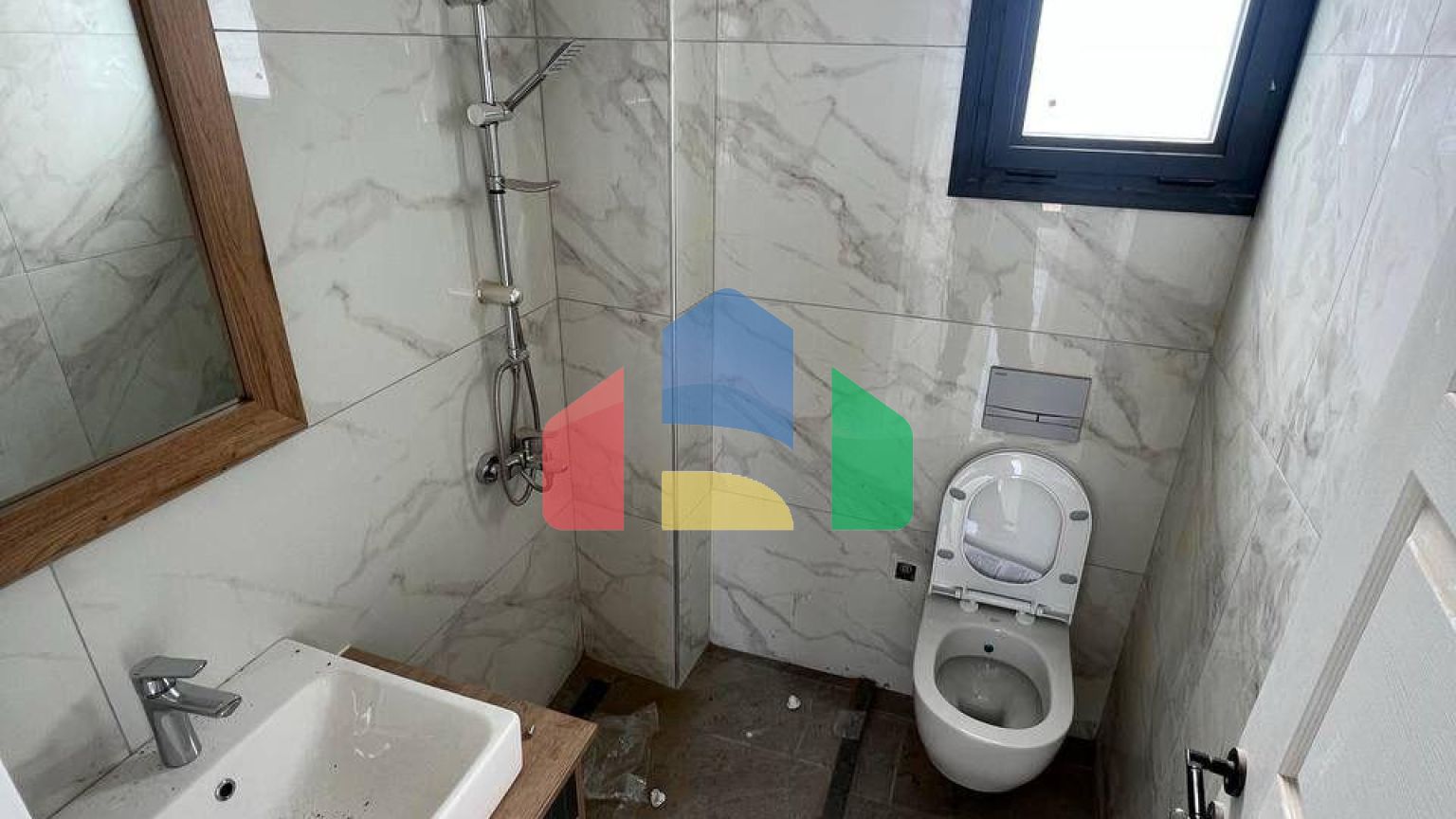 3-комнатные апартаменты 69м2 с террасой в Алсанджаке