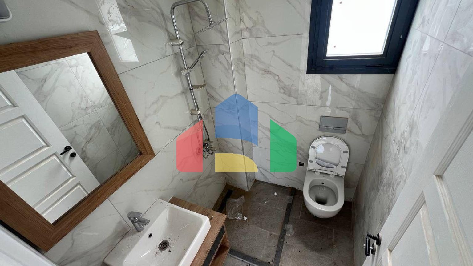 3-комнатные апартаменты 69м2 с террасой в Алсанджаке