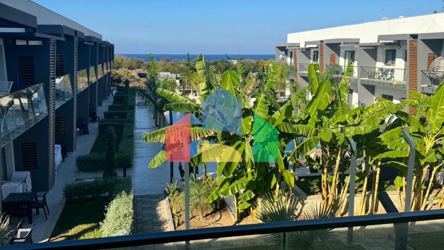 2-комнатный пентхаус 60м2 с террасой на крыше 35м2