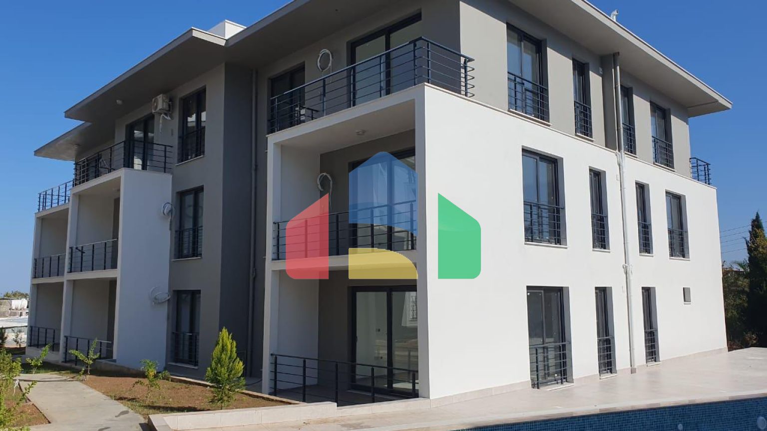 2-комнатные апартаменты 62 м2 в 5 минутах от пляжа