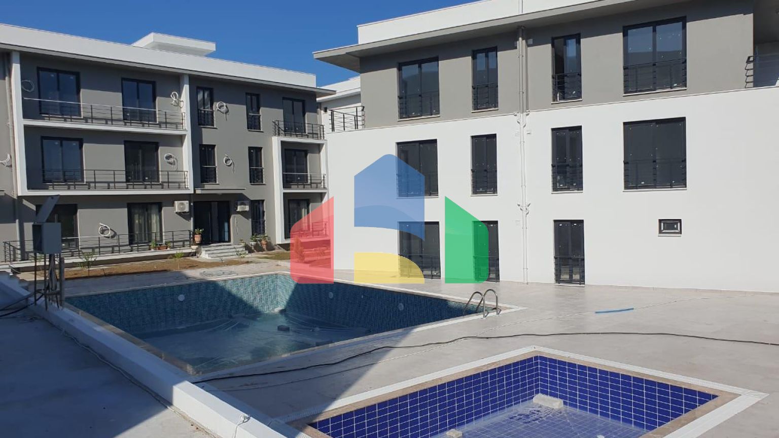 2-комнатные апартаменты 62 м2 в 5 минутах от пляжа