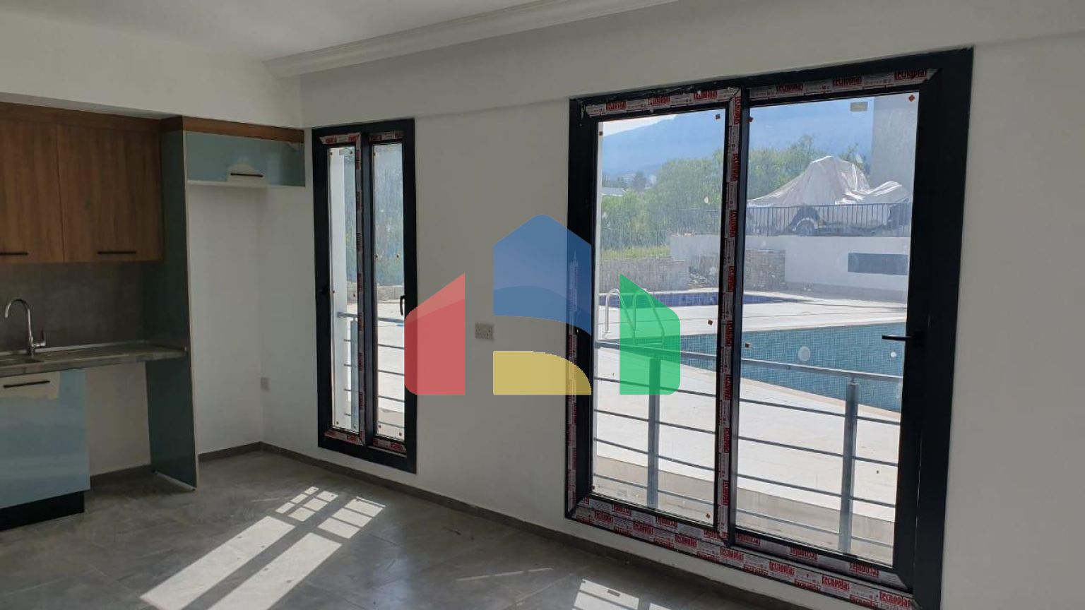 2-комнатные апартаменты 62 м2 в 5 минутах от пляжа