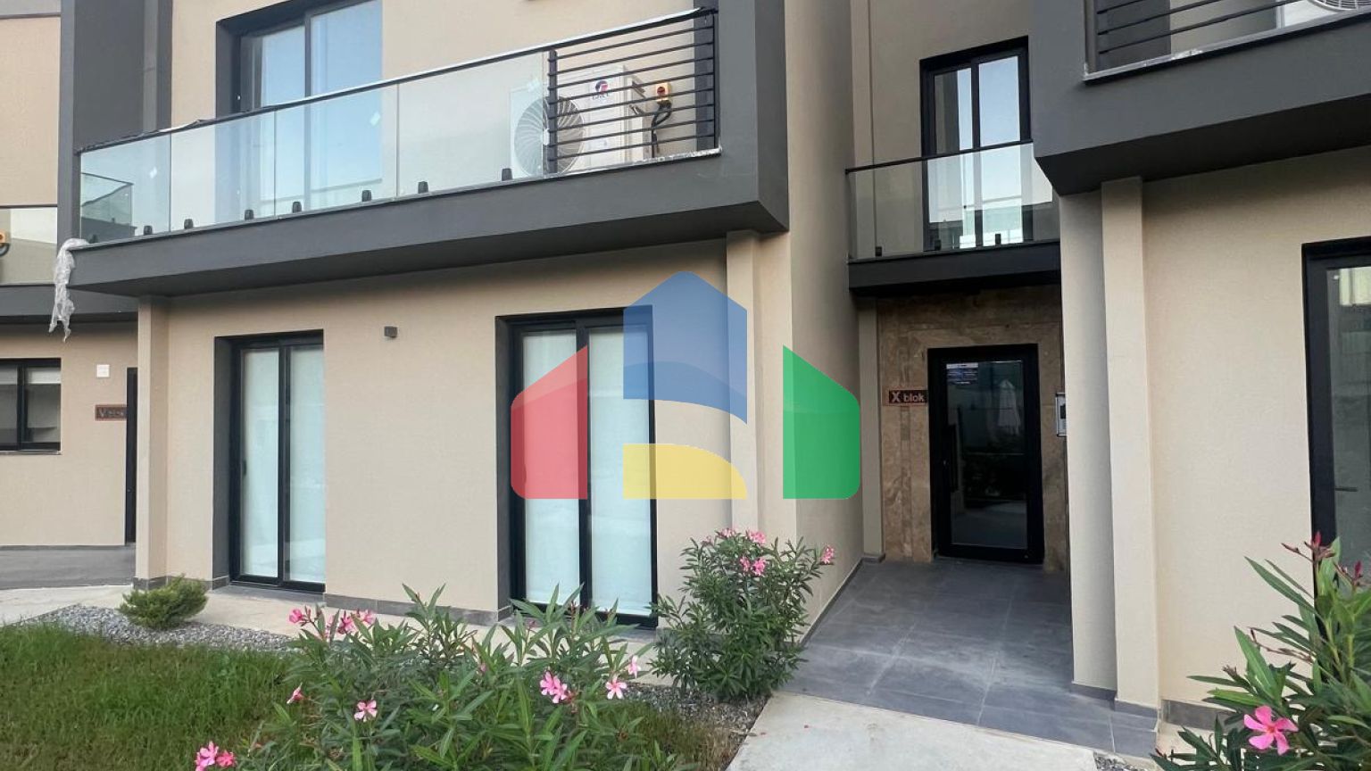 3-комнатные апартаменты 85 м2 в элитном комплексе на первой береговой линии