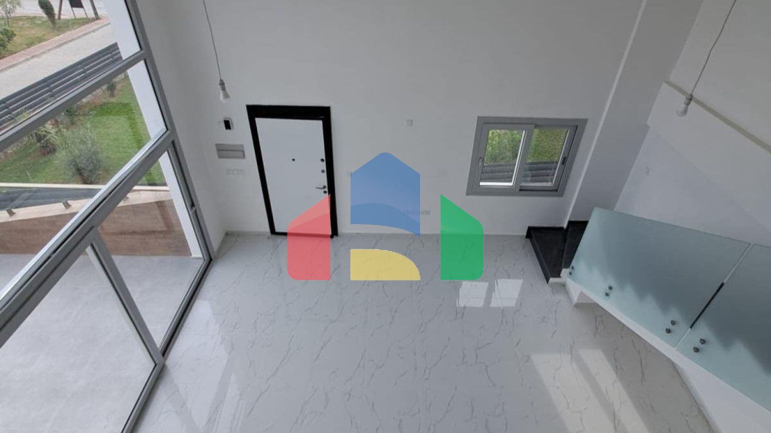 3-комнатные апартаменты loft 140 м2 с большой террасой 38 м2 в уютном комплексе