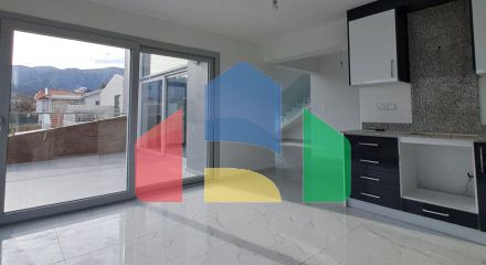 3-комнатные апартаменты loft 140 м2 с большой террасой 38 м2 в уютном комплексе 3-комнатные апартаменты loft 140 м2 с большой террасой 38 м2 в уютном комплексе