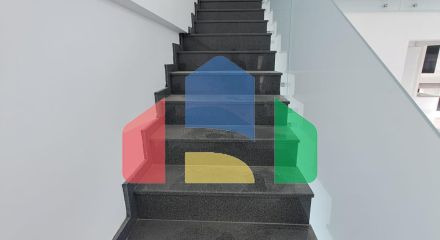 3-комнатные апартаменты loft 140 м2 с большой террасой 38 м2 в уютном комплексе 3-комнатные апартаменты loft 140 м2 с большой террасой 38 м2 в уютном комплексе