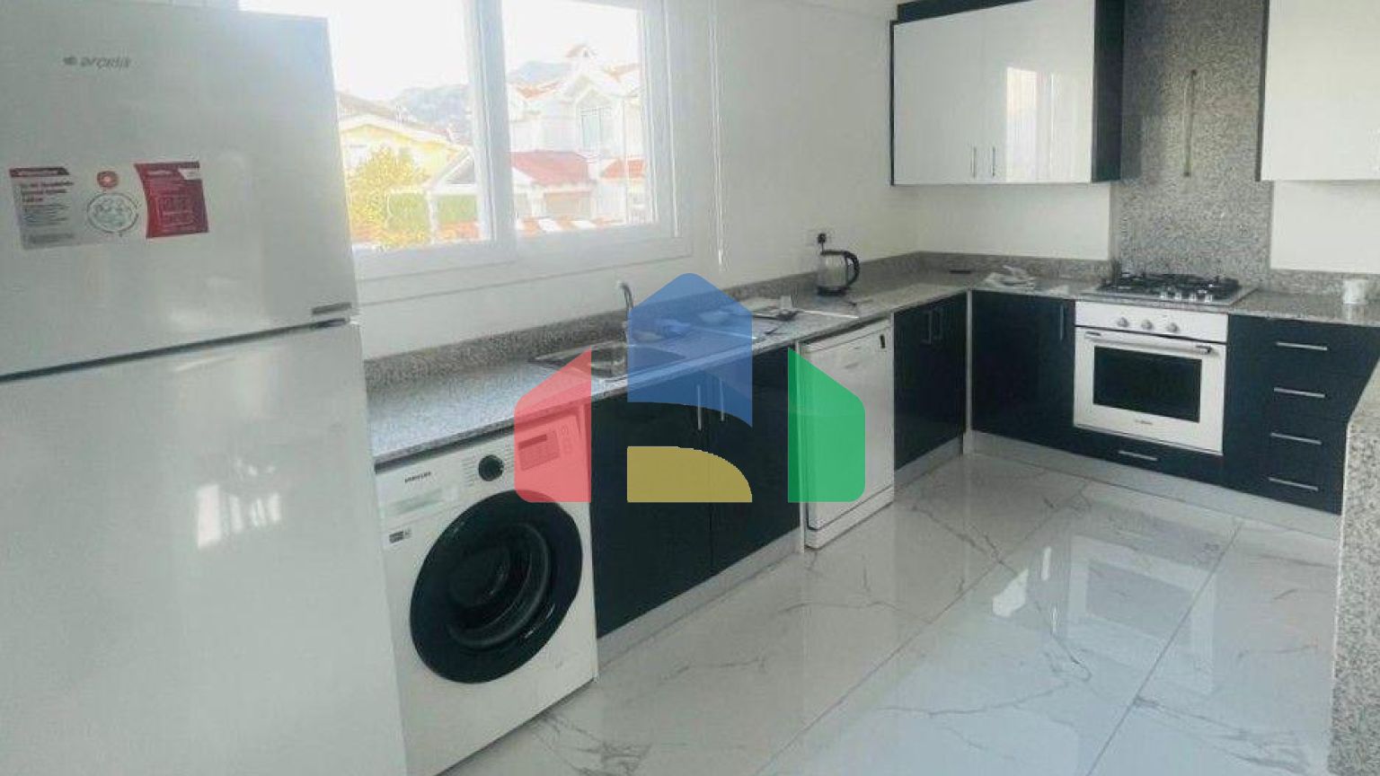 4-комнатные апартаменты loft 160 м2 в 10 минутах от моря