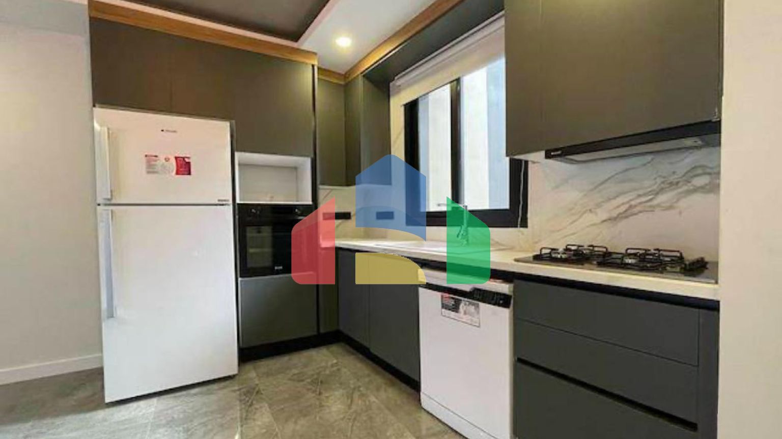 2-комнатные апартаменты loft 65м2 в 100 метрах от моря