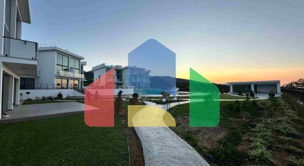 3-комнатный loft пентхаус 71 м2 с террасой на крыше 35 м2 в 350 метрах от моря 3-комнатный loft пентхаус 71 м2 с террасой на крыше 35 м2 в 350 метрах от моря