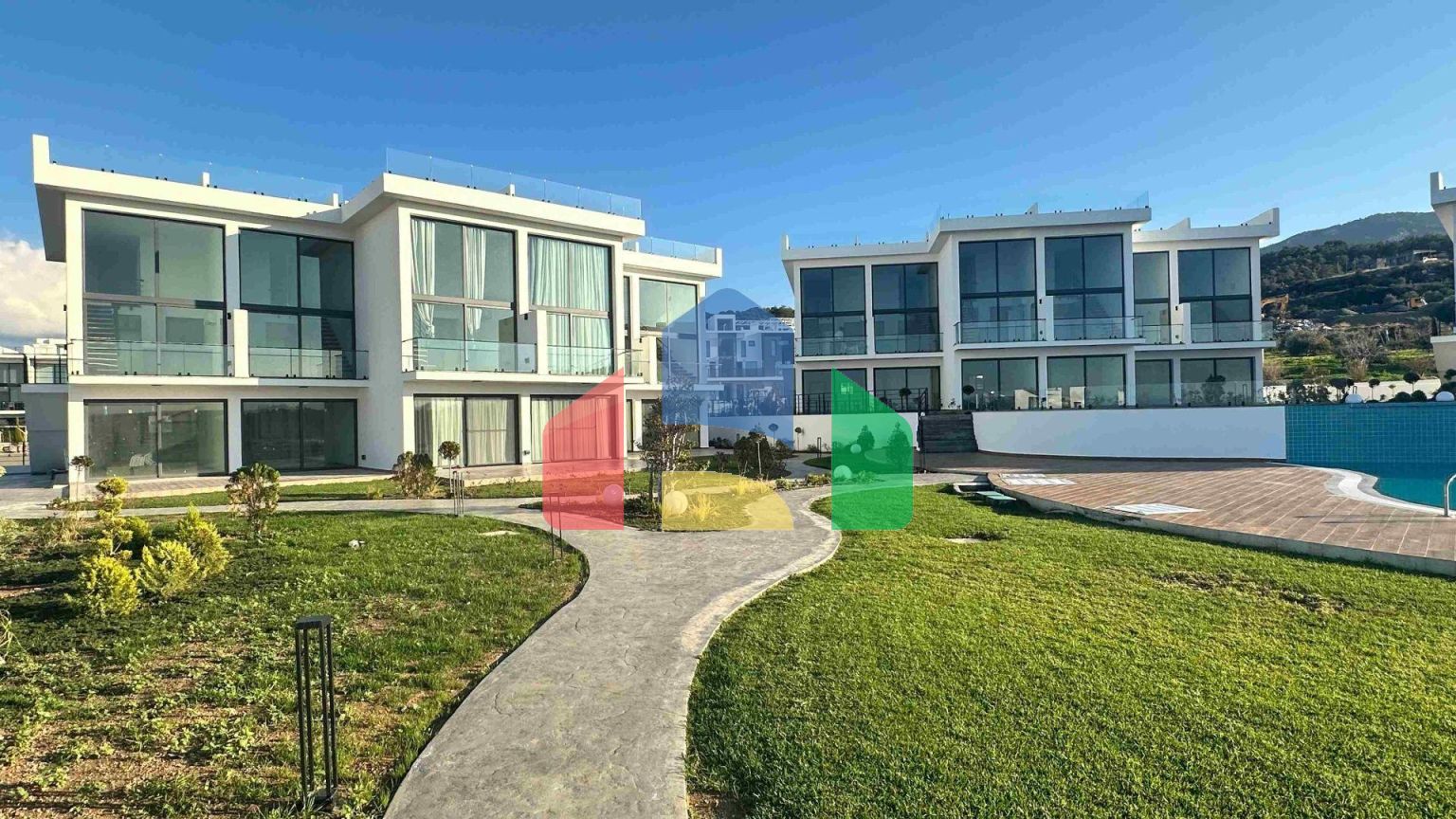 3-комнатный loft пентхаус 71 м2 с террасой на крыше 35 м2 в 350 метрах от моря 