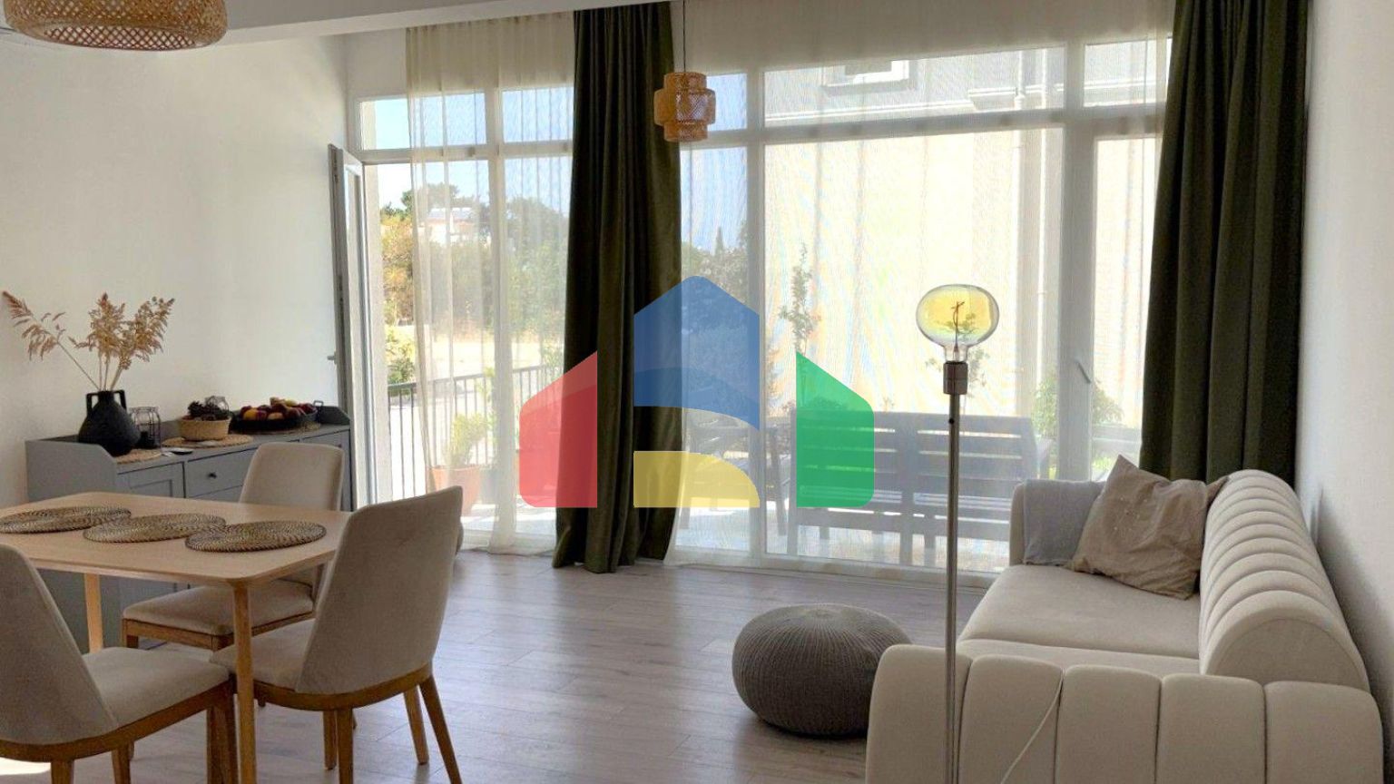 3-комнатные апартаменты 80 м2 в 5 минутах от пляжа