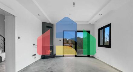 4-комнатная вилла 267 м2 с террасой 57 м2 с собственным участком земли