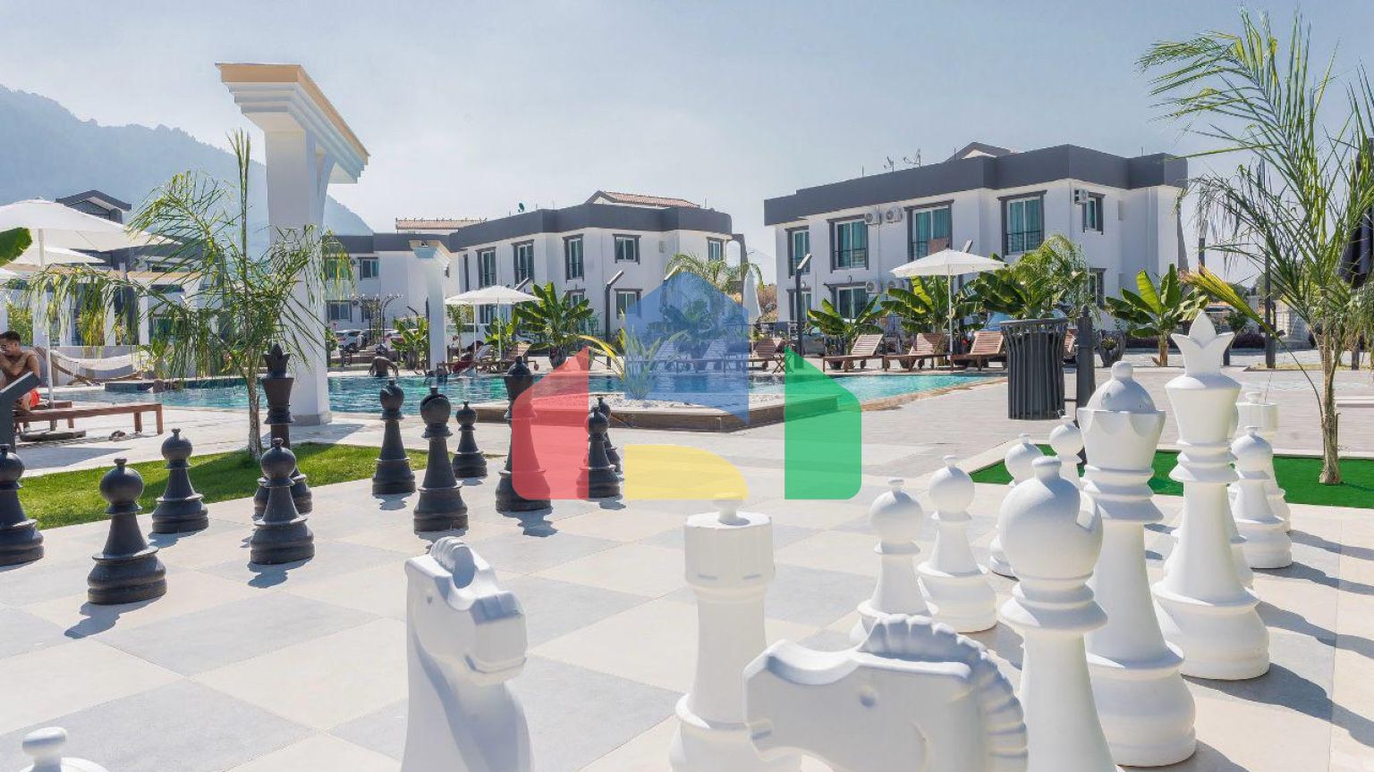 2-комнатные апартаменты 52 м2 с террасой на крыше 30 м2 и полным комплектом мебели