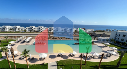 Студия 45 м2 с террасой 8 м2 в 250 метрах от пляжа с мебелью и техникой Студия 45 м2 с террасой 8 м2 в 250 метрах от пляжа с мебелью и техникой