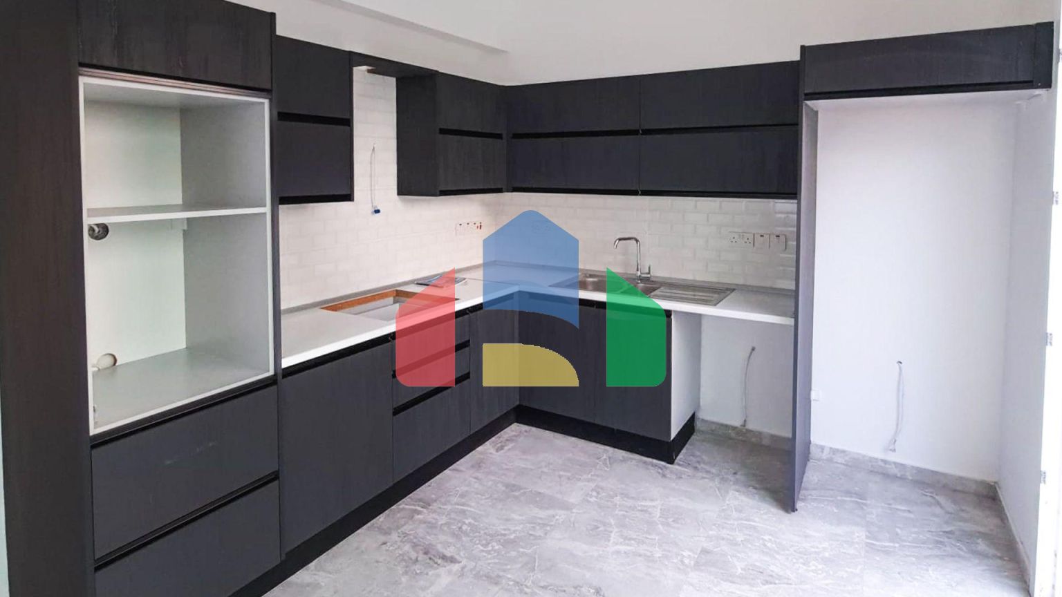 Двухэтажная 4-комнатная вилла 140 м2 с потрясающим видом на горы