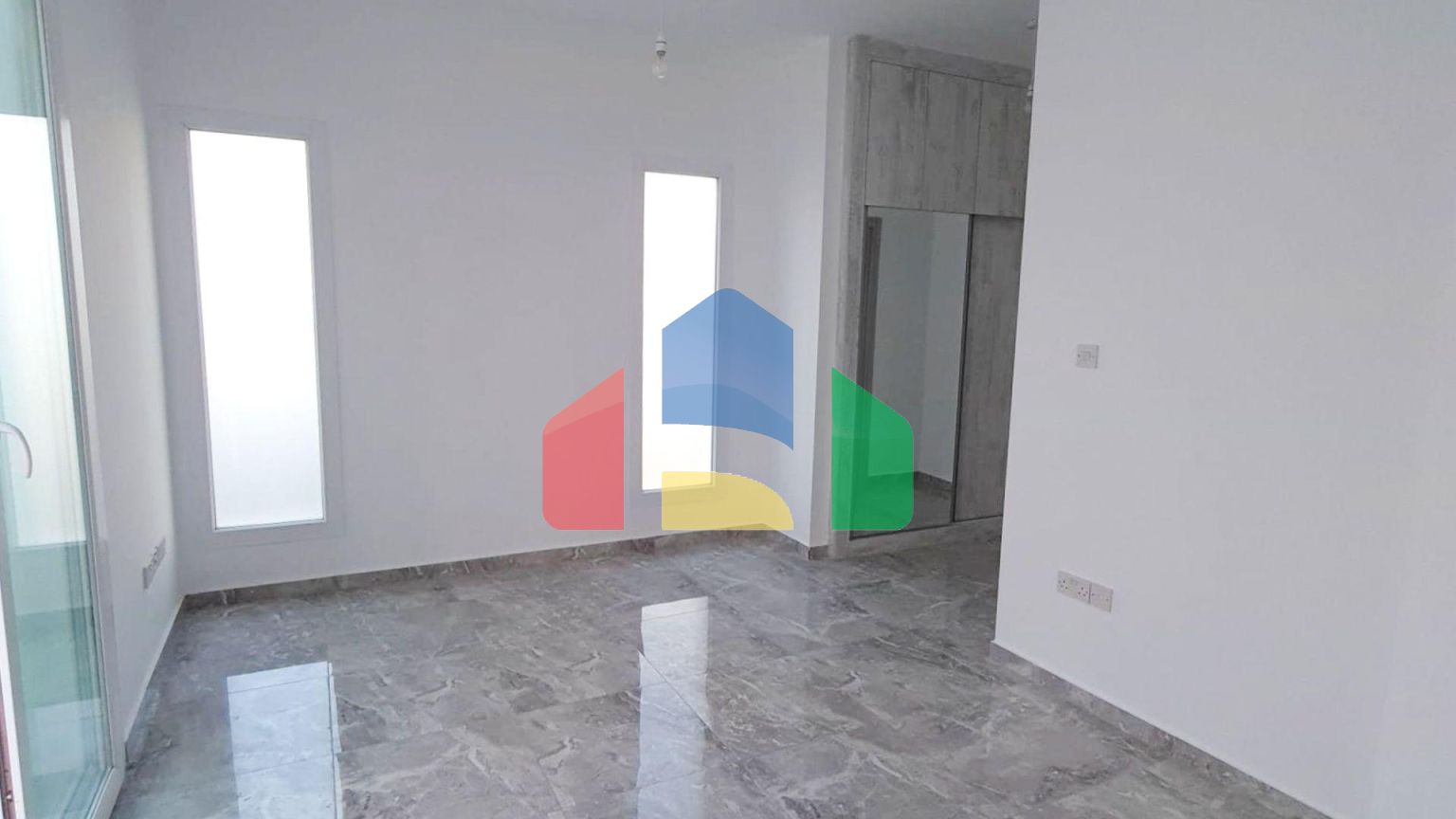 Двухэтажная 4-комнатная вилла 140 м2 с потрясающим видом на горы