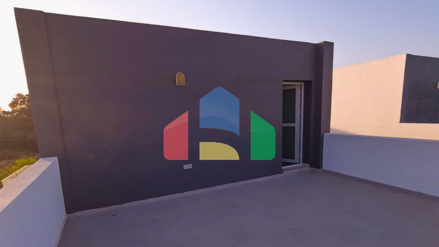 Двухэтажная 4-комнатная вилла 140 м2 с потрясающим видом на горы