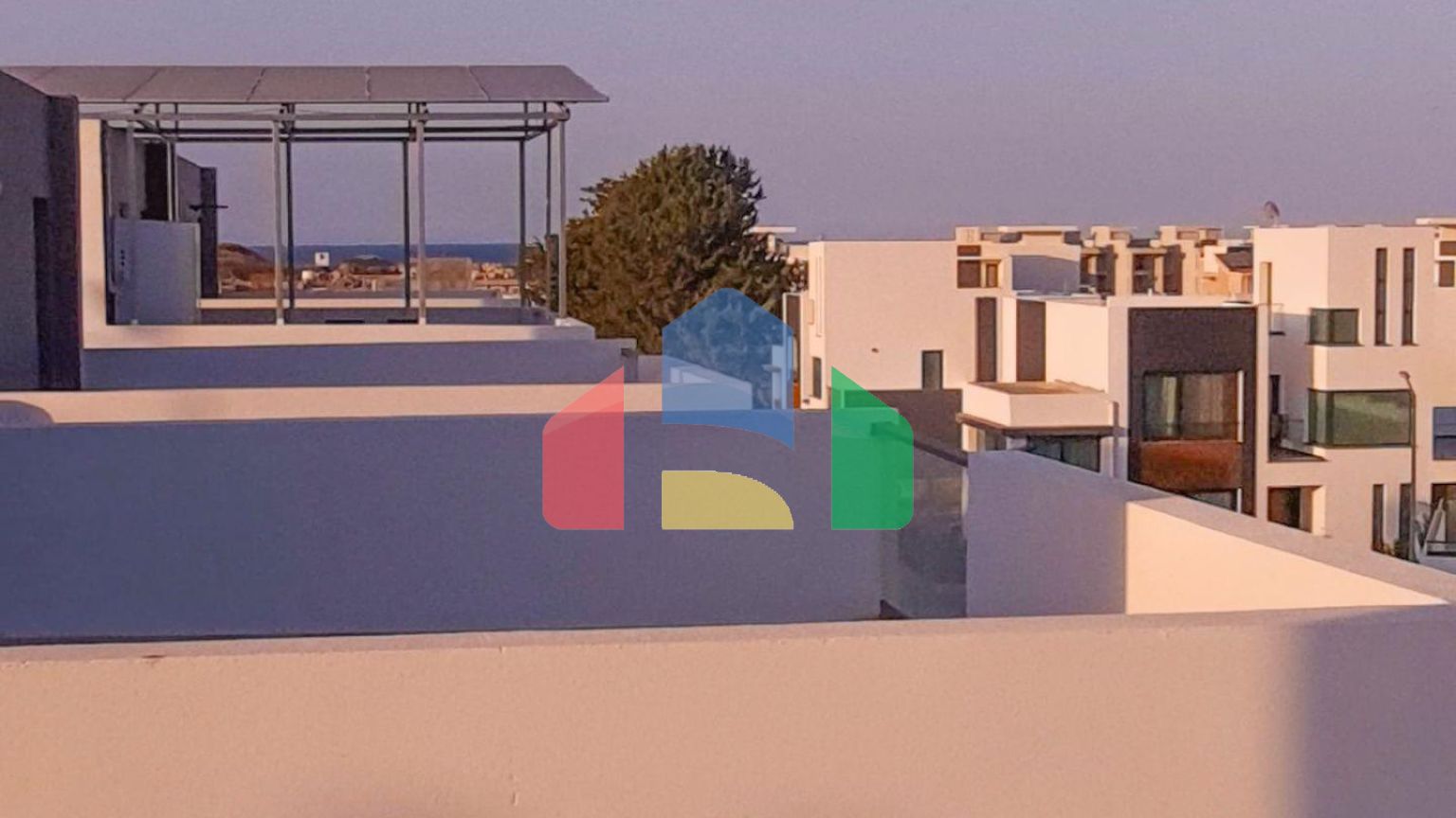 Двухэтажная 4-комнатная вилла 140 м2 с потрясающим видом на горы