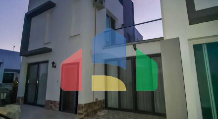 Двухэтажная 4-комнатная вилла 140 м2 с потрясающим видом на горы Двухэтажная 4-комнатная вилла 140 м2 с потрясающим видом на горы